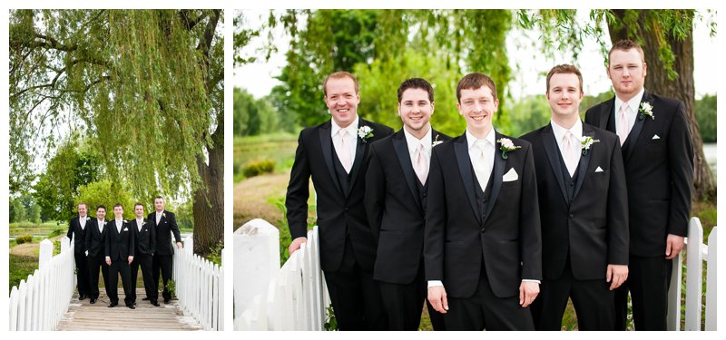 Minnesota wedding photographer, Majestic Oaks Golf Club, groomsmen, bridge, Willow tree