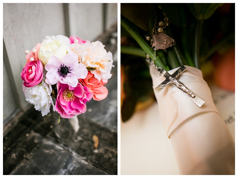 Minnesota wedding photographer, Majestic Oaks Golf Club, bridal bouquet, wedding, flowers, cross
