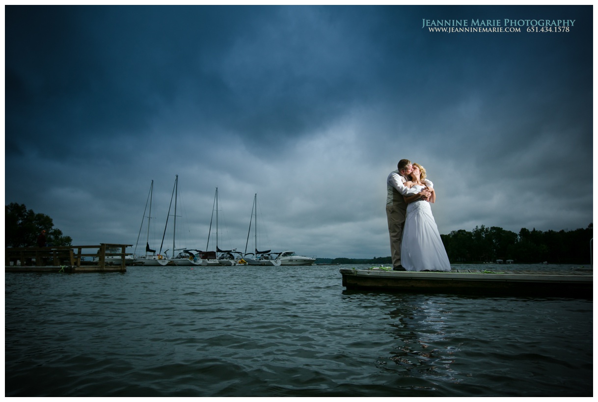 northern mn photographers, Jeannine Marie Photography, minnesota lake wedding, anderson's horseshoe bay resort, lake wedding