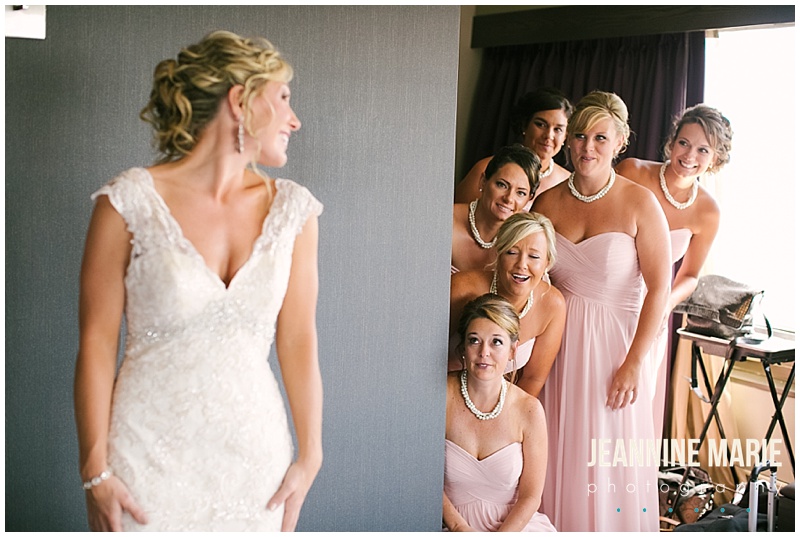 Bridesmaids, blush bridesmaids dresses, bride, first look, pearl necklaces, bridesmaid look