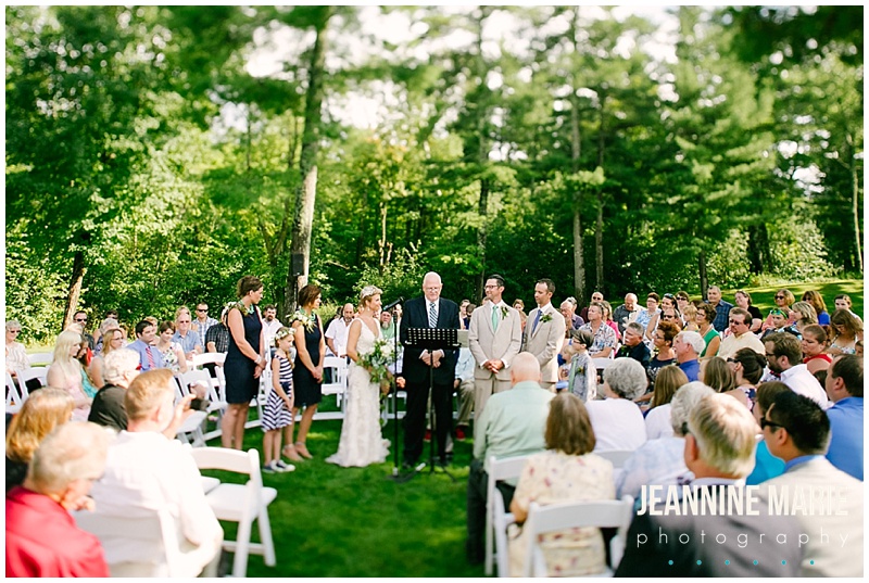 Circle ceremony, BWB Ranch, outdoor wedding, summer wedding, Minnesota wedding