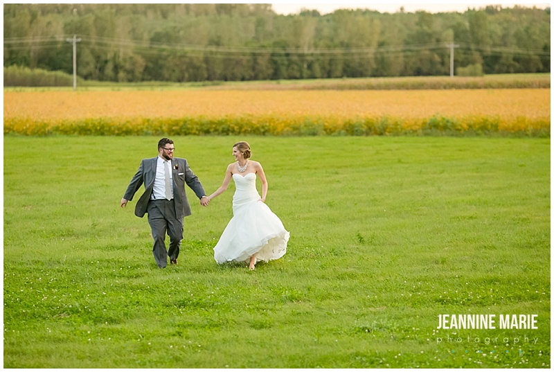 Edgewood Farm, bride, groom, portraits, wedding, field, bride, groom, running, holding hands