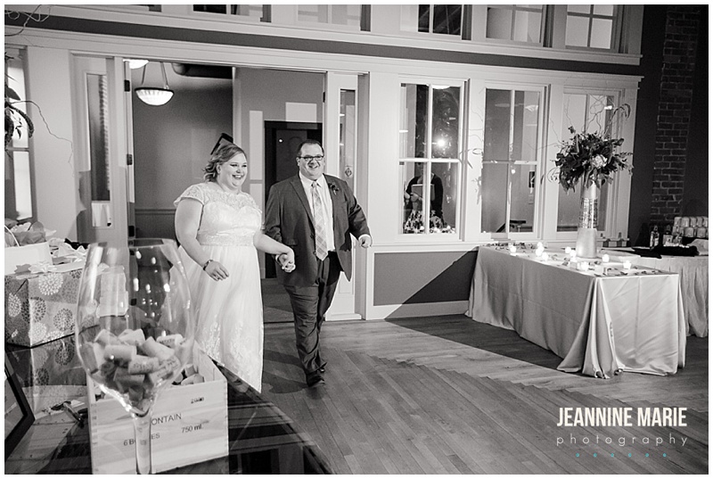 bride, groom, Cannon River Winery, Jenna A Events, black and white photo, wedding, repception