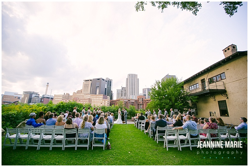 Minnesota Boat Club, wedding, wedding ceremony, outdoor wedding, outside, city, trees, guests, bride, groom, bridal party