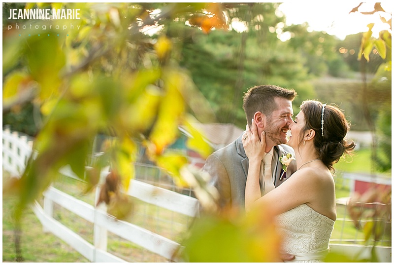 Hope Glen Farm, bride, groom, portraits, wedding, leaves, white fence, kiss