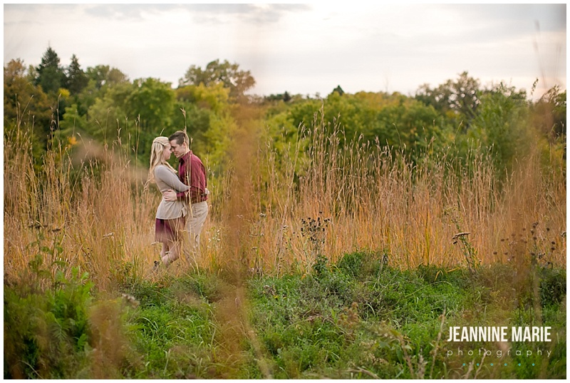 Minnehaha Falls, field, couple, fall engagement, engagement session
