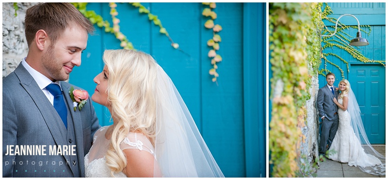 Nicollet Island Pavilion, blue door, bride, groom, portraits, couple, poses