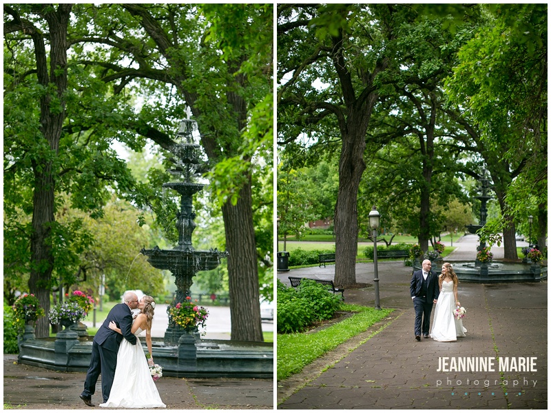 Saint Paul, bride, groom, wedding, fountain, park, wedding gown