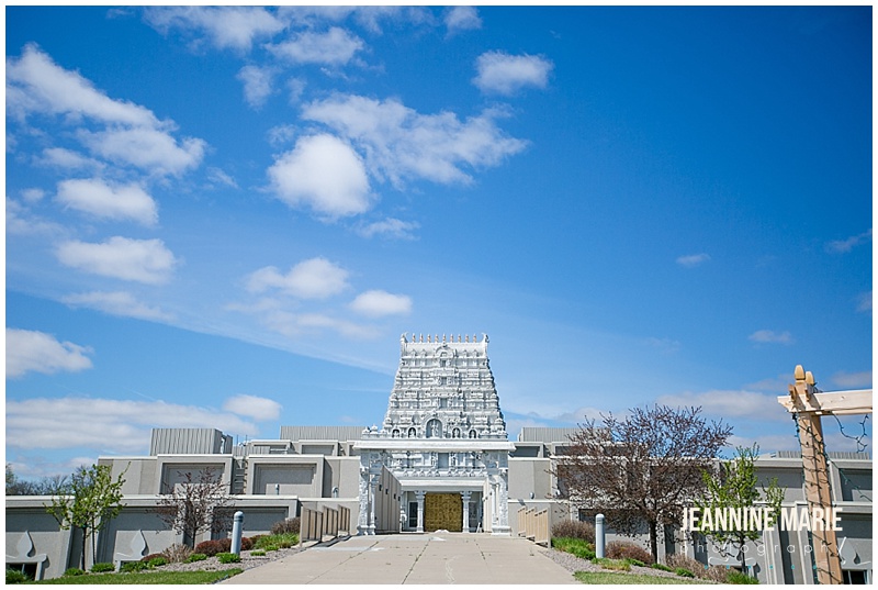 Hindu Temple of Minnesota, Minnesota wedding, Indian wedding, Hindu wedding, wedding venues, Maple Grove