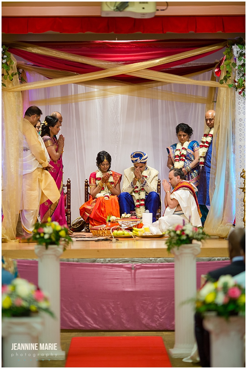 Hindu Temple of Minnesota, bride, groom, wedding, wedding ceremony, Hindu wedding, Indian wedding, Minnesota wedding, wedding decor, flowers, floral, wedding gown