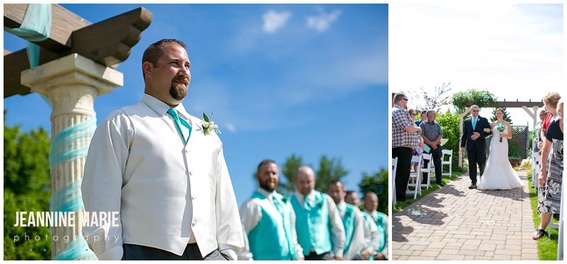 Brackett's Crossing, wedding, wedding ceremony, summer wedding, outdoor wedding, groom, bride, father of the bride