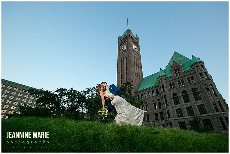 Hennepin County Courthouse, bride, groom, navy suit, bridal bouquet, wedding portraits, Minneapolis wedding