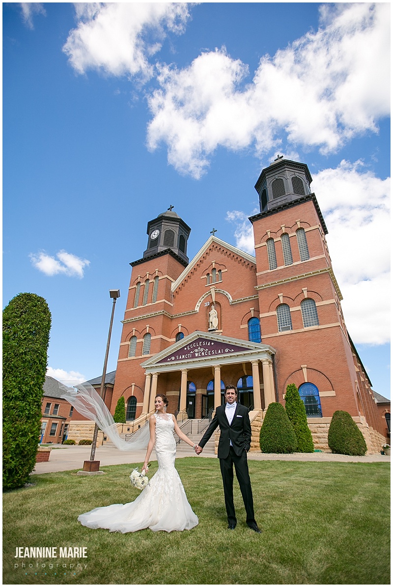 bride, groom, wedding, church wedding, wedding gown, wedding dress, groom attire, Minnesota wedding