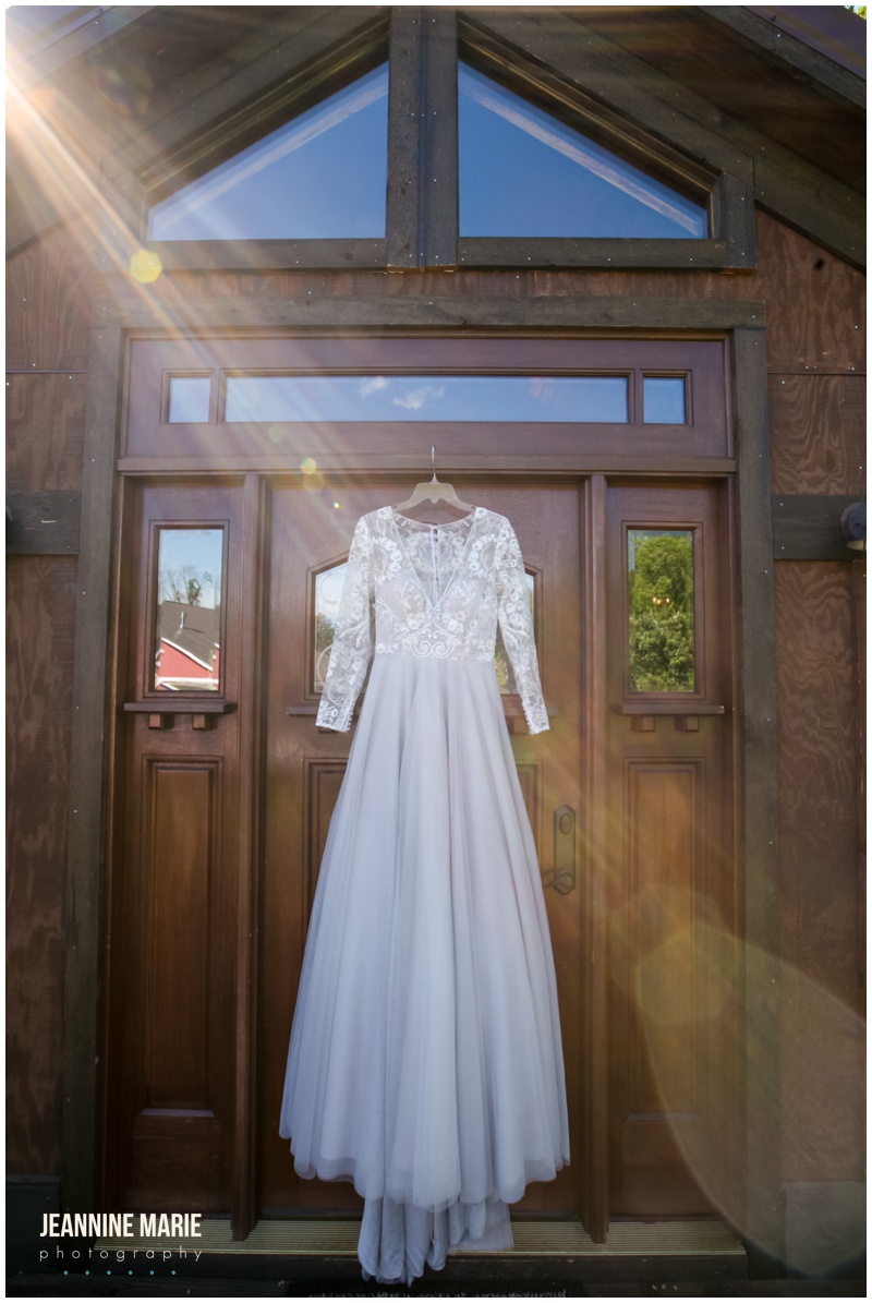 Hope Glen Farm, blue wedding gown, blue wedding dress, Flutter Boutique, bridal look, bridal style, fairy tale wedding, nature wedding, Jeannine Marie Photography