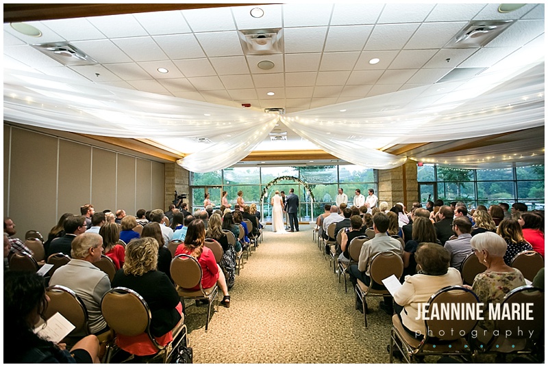 Eagan Community Center, wedding, wedding ceremony, indoor wedding, Minnesota wedding, bride, groom, wedding moments, wedding memories