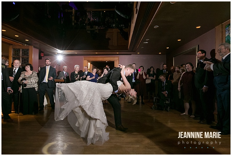 Van Dusen Mansion, mansion wedding, Minneapolis wedding, Minnesota wedding, first dance, bride, groom