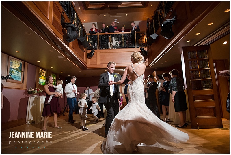 Van Dusen Mansion, mansion wedding, Minneapolis wedding, Minnesota wedding, first dance, bride, groom