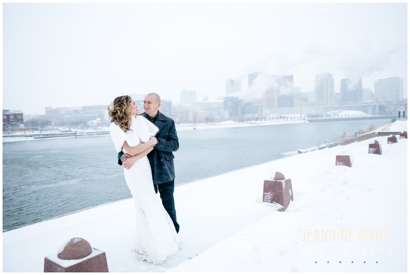 Ramsey County Courthouse, Saint Paul Hotel, St. Paul Grill, winter wedding, courthouse wedding, Twin Cities courthouse wedding, Saint Paul courthouse wedding, winter wedding, winter wedding portraits, Harriet Island, Jeannine Marie Photography, Minnesota wedding photographer, Saint Paul wedding photographer