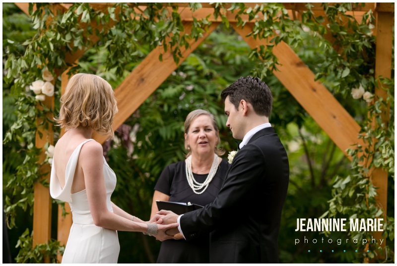 Affordable I Do's, Perfect Day Ceremonies, Minneapolis wedding officiant, Minnesota wedding officiant, personalized wedding ceremonies, Twin Cities weddings, Minneapolis weddings, Jeannine Marie Photography, Minneapolis wedding photographer