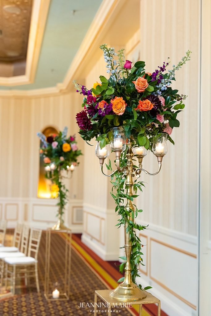 Flowers, Decor, Crown Molding, Paneling, Vase, Fancy, White, Interior Design, Wedding