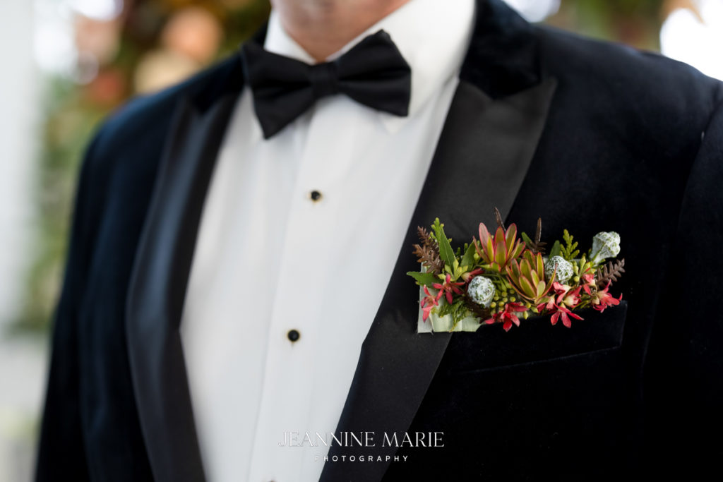 grooms boutonniere ideas photographed by Minnesota photographer Jeannine Marie Photography