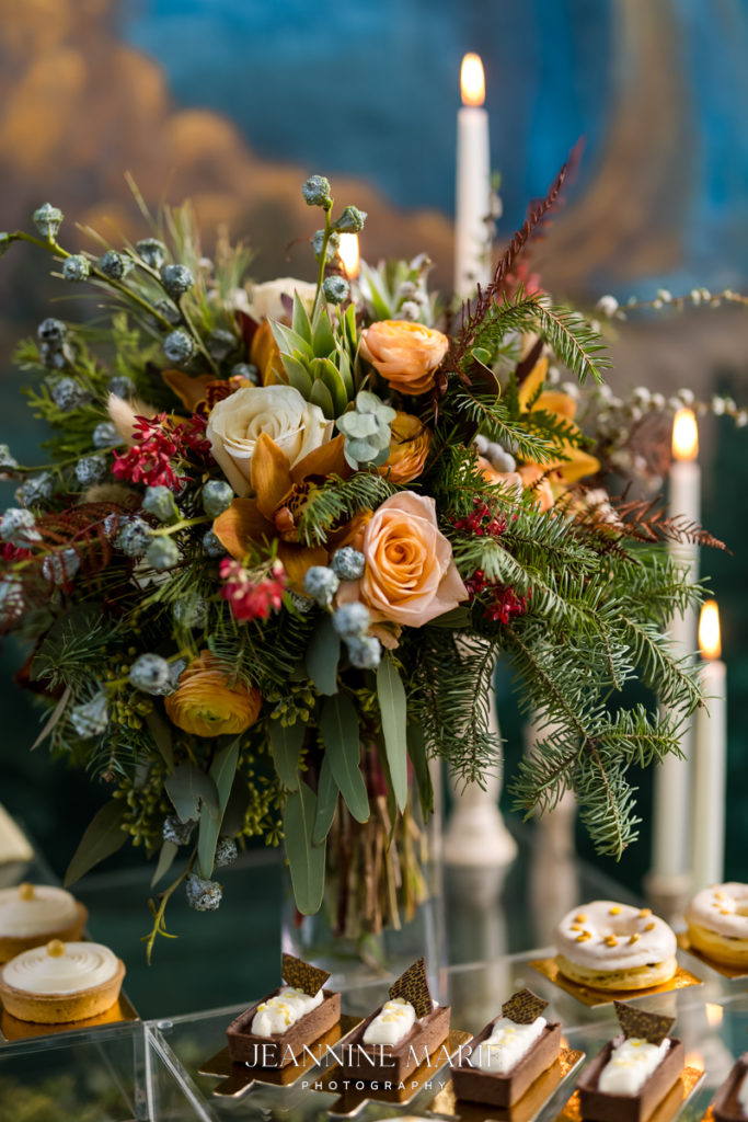 Wedding table decoration ideas photographed by Minnesota photographer Jeannine Marie Photography