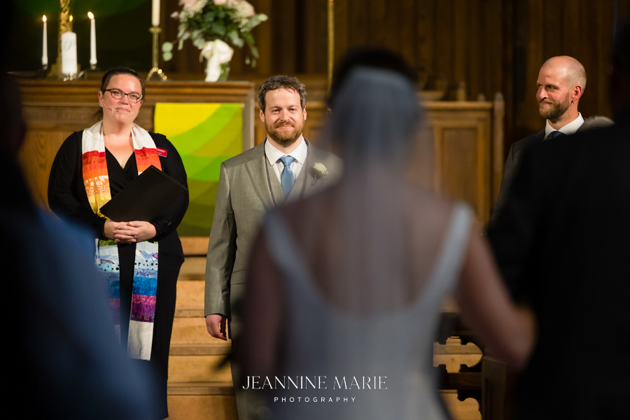 Saint Paul college club wedding photographed by Saint Paul wedding photographer Jeannine Marie Photography