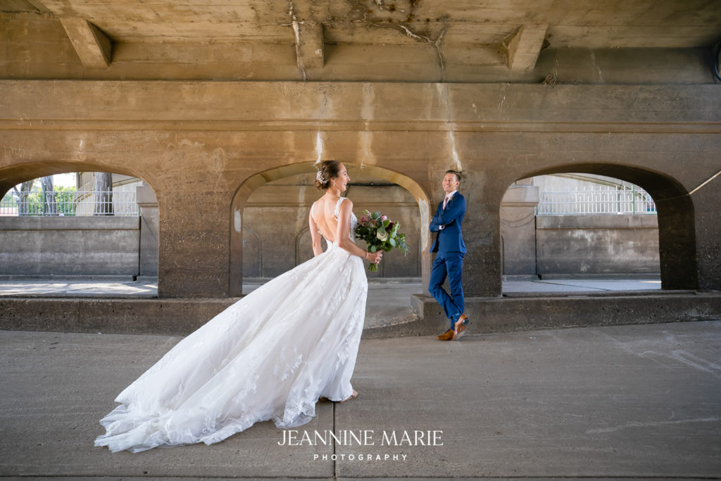 Micro wedding photographed by Minnesota wedding photographer Jeannine Marie Photography
