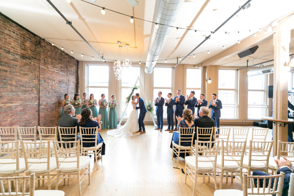 Wedding in Stillwater photographed by West Saint Paul wedding photographer Jeannine Marie Photography