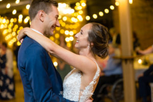 Wedding in Stillwater photographed by Minnesota wedding photographer Jeannine Marie Photography
