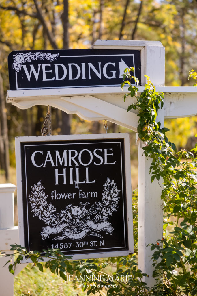 Camrose Hill Farm wedding photographed by Saint Paul wedding photographer Jeannine Marie Photography