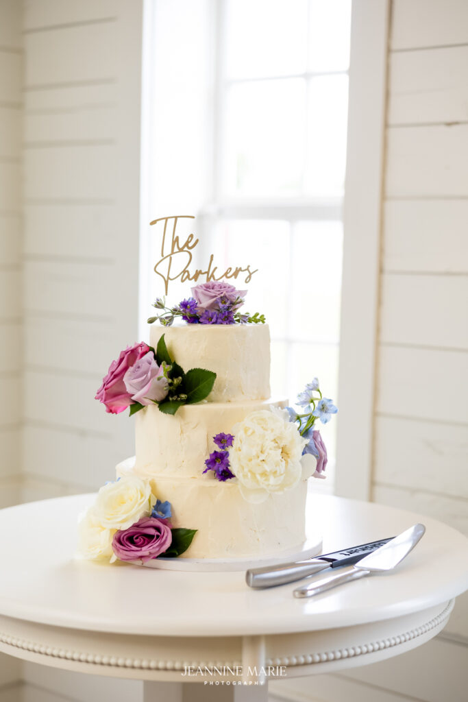 The Buttered Tin wedding cake